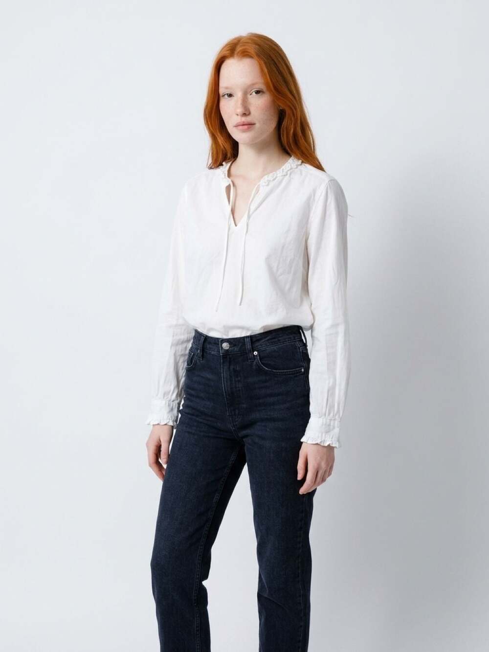 Free Assembly Women's Long Sleeve Ruffle Neck Tie Popover Blouse